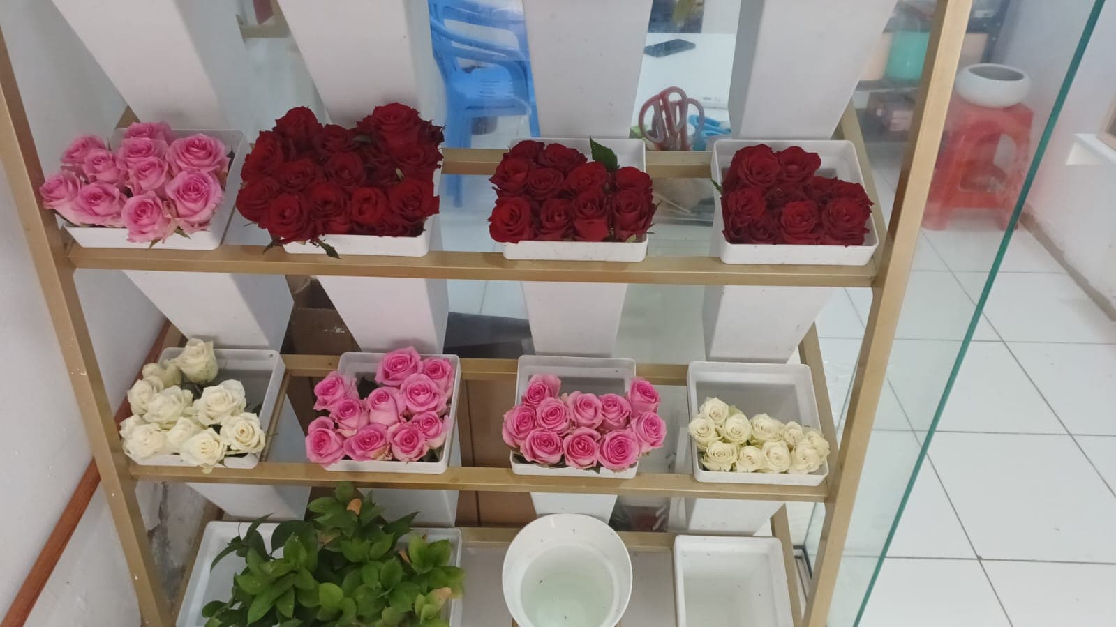 Dubai luxury flower boutique with hotel contracts — 50% share sale
